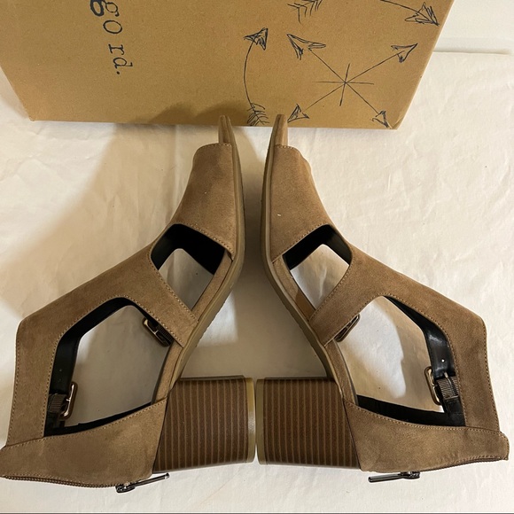 Tan open-toed block heels suede with buckles summer shoes with zipper - Picture 10 of 11